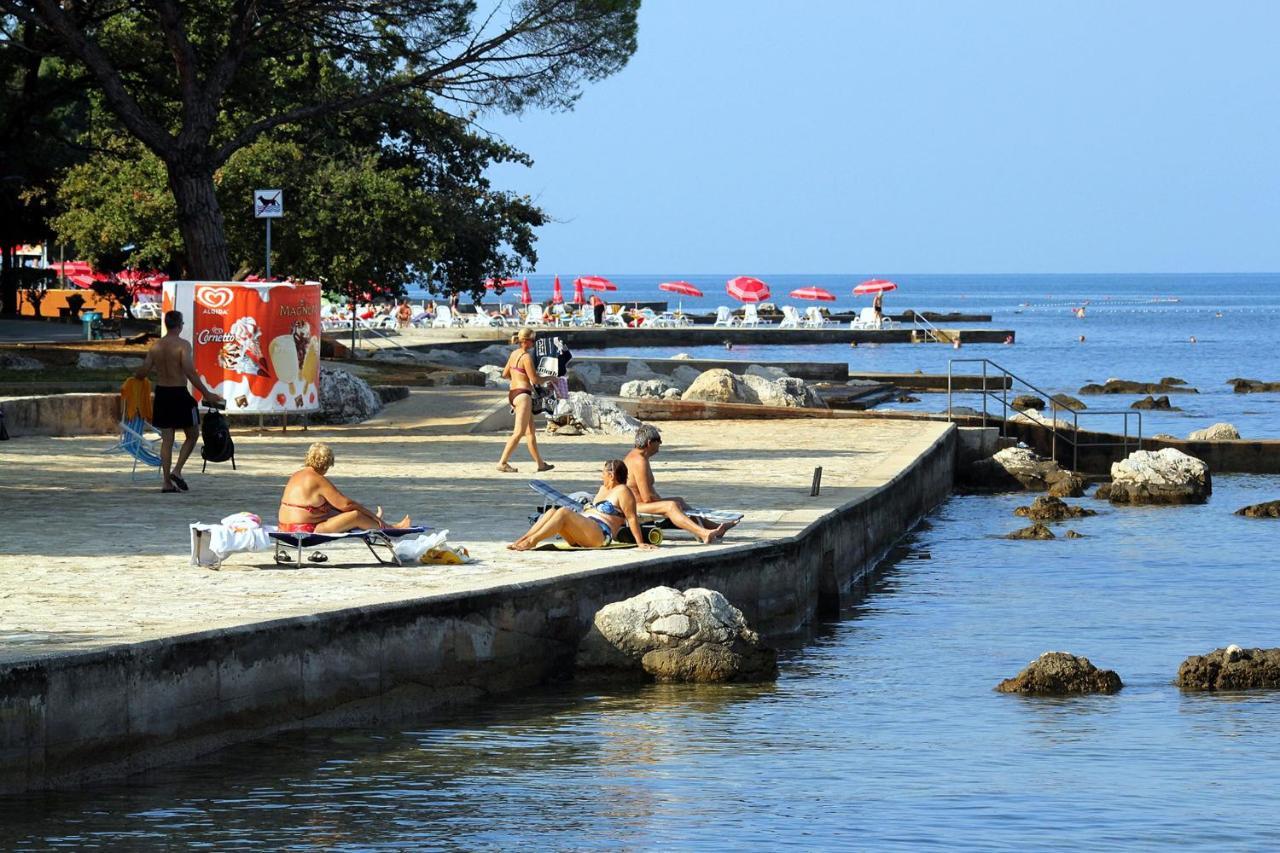 Apartments With A Parking Space Umag - 7666 Exterior photo